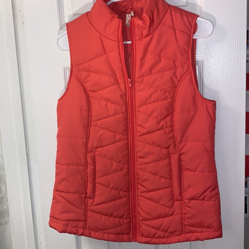 Red Camel Coral Medium Vest
